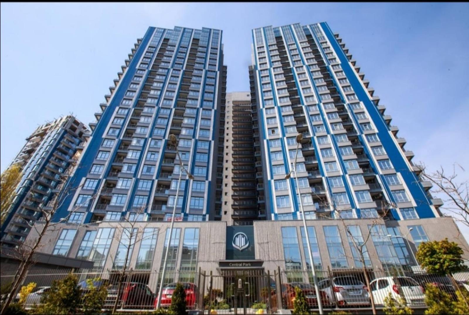 Petrovdom Apartments 3-143 In Rc Central Park, 7 John Mccain Street Kyjev Exteriér fotografie